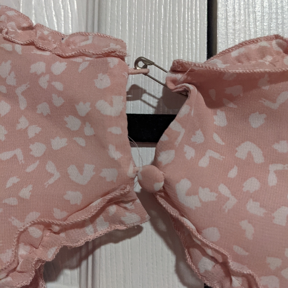 Rue+ Pink Ruffled Blouse - Picture 4 of 5